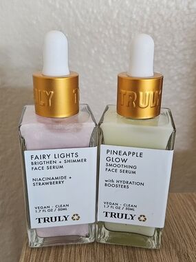 TRULY Fairy Lights & Pineapple Glow Serums
